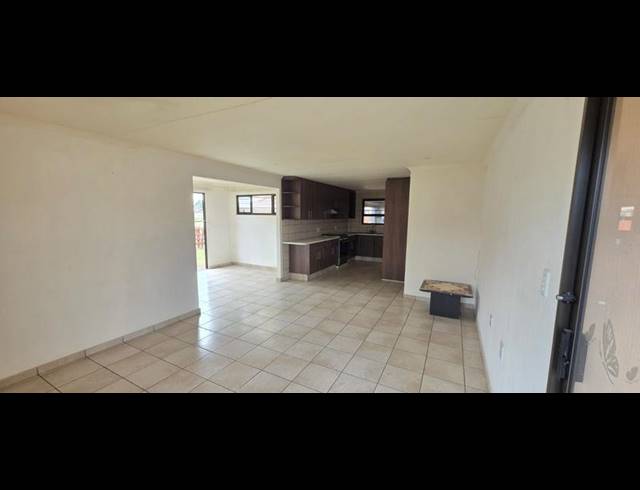 2 BEDROOM PROPERTY TO RENT IN HENLEY-ON-KLIP